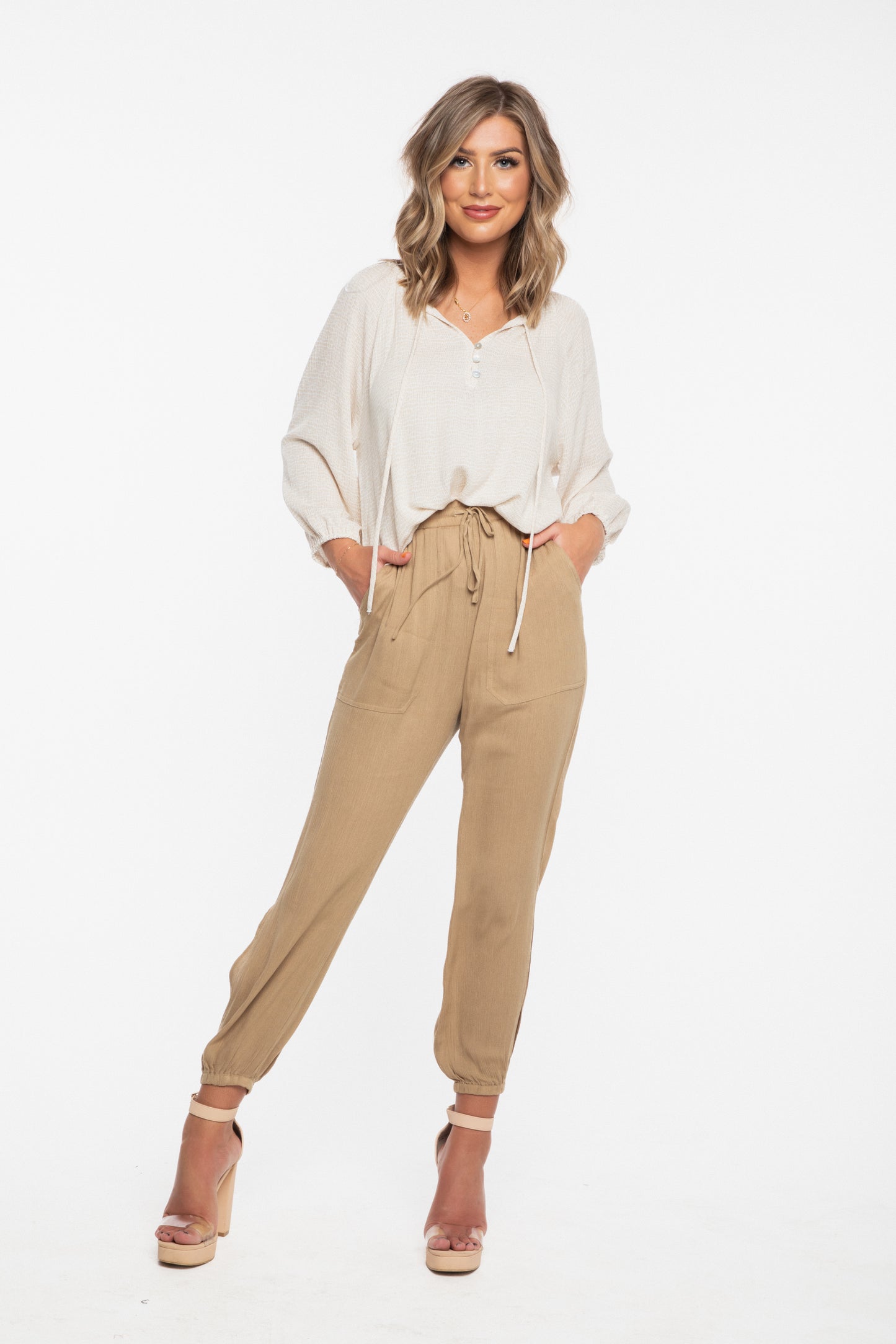 Cafe Crinkled Ankle Pants